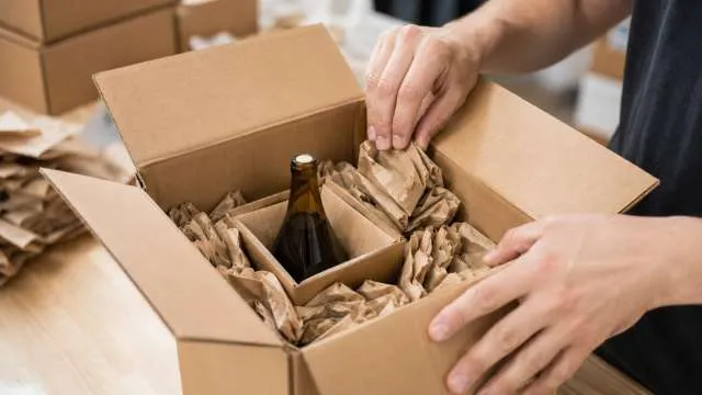 Które kartony na butelki najlepiej sprawdzają się przy przewozie kilku sztuk jednocześnie?